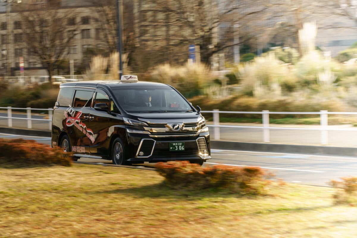横浜のワンボックスタクシー・ハイヤー「ジュンタク」／TAXI-JUN（タクシージュン）