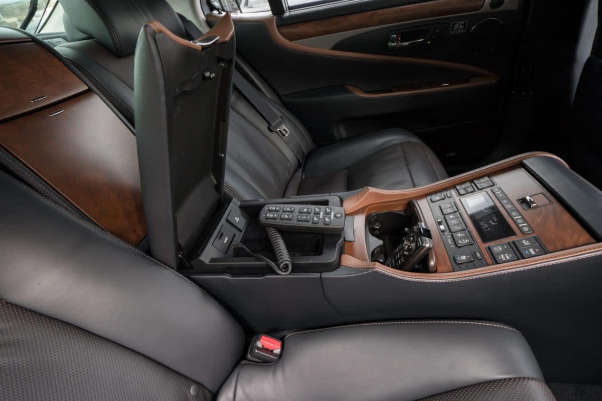 横浜のワンボックスタクシー・ハイヤー「ジュンタク」／TAXI-JUN（タクシージュン）