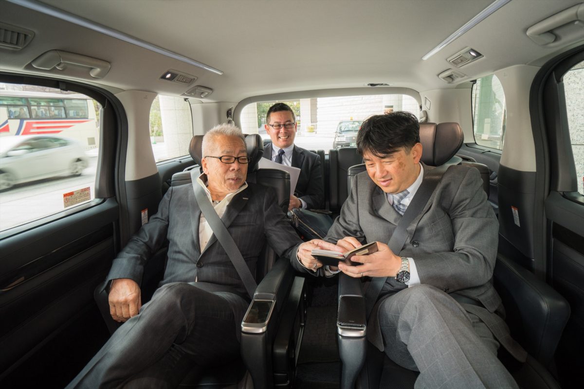 横浜のワンボックスタクシー・ハイヤー「ジュンタク」／TAXI-JUN（タクシージュン）