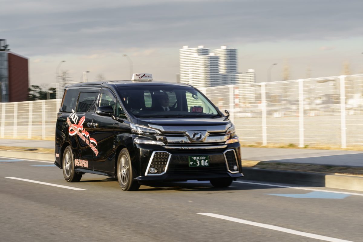 横浜のワンボックスタクシー・ハイヤー「ジュンタク」／TAXI-JUN（タクシージュン）