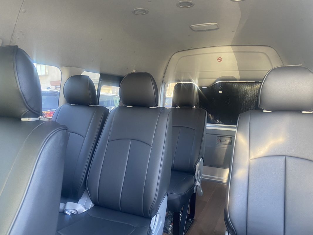 横浜のワンボックスタクシー・ハイヤー「ジュンタク」／TAXI-JUN（タクシージュン）